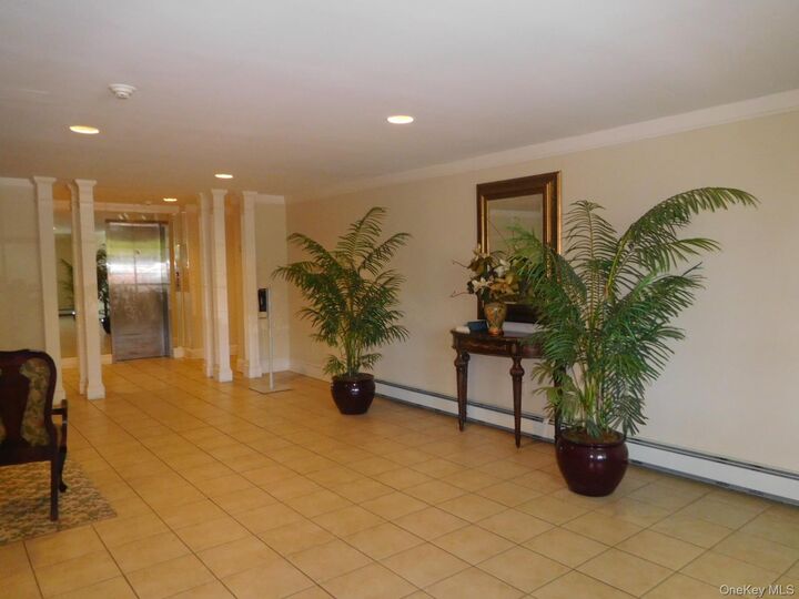 Property Photo:  3 Consulate Drive 3-L  NY 10707 