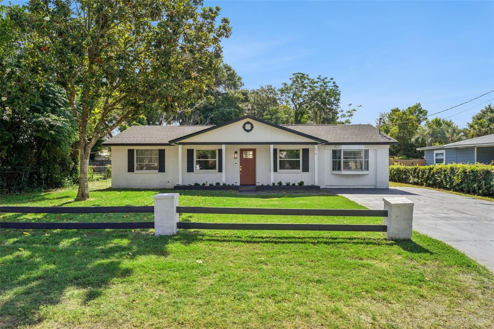 Property Photo: 670 Vincent Drive FL 32757
