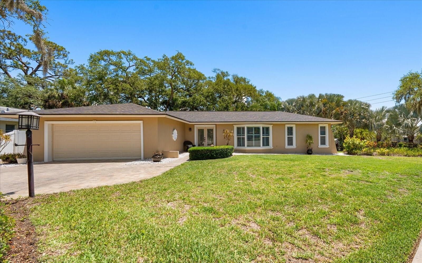 Property Photo:  3330 San Domingo Street  FL 33759 