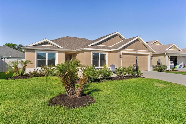 Property Photo:  7520 Far Hills Loop  FL 34762 