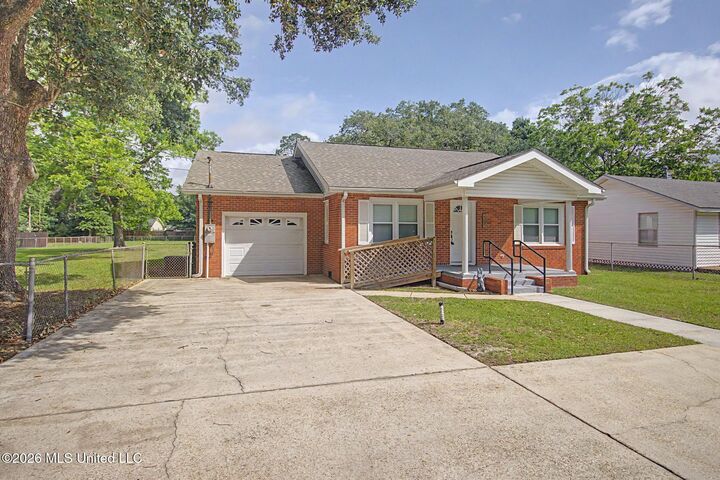 Property Photo:  220 W Old Pass Road  MS 39560 