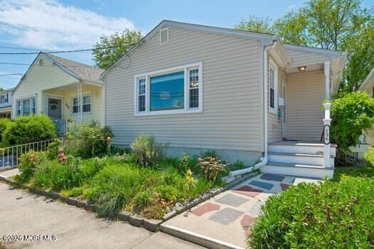 Property Photo:  136 Inskip Avenue  NJ 07756 
