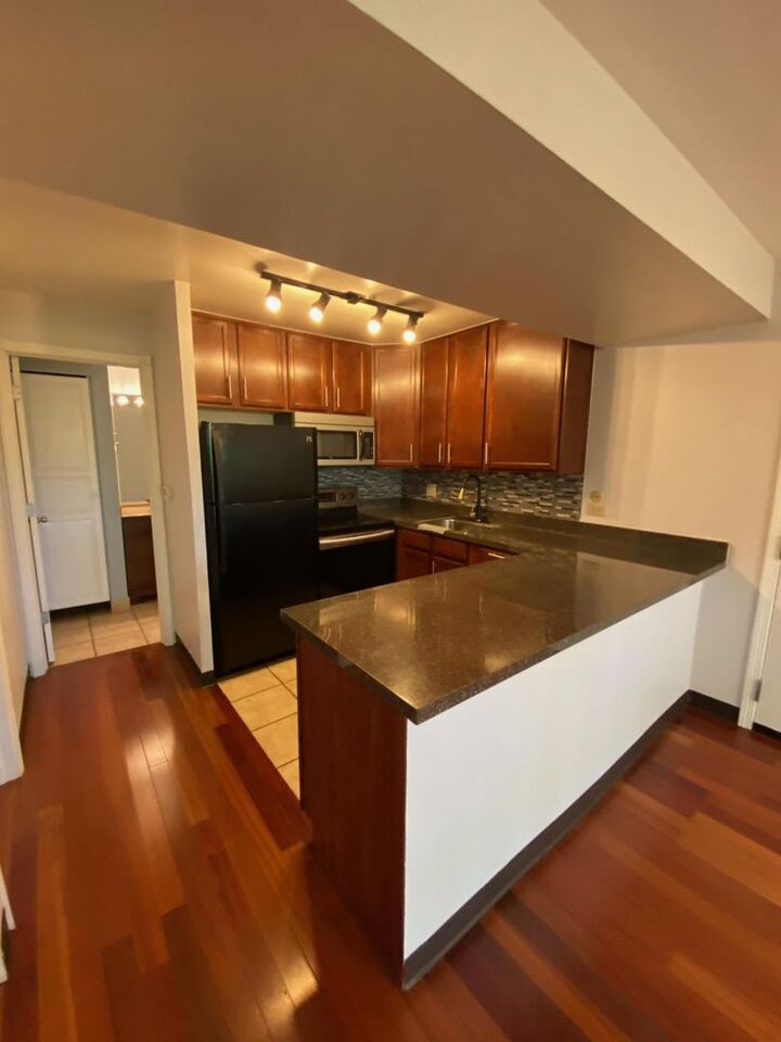Property Photo:  5813 Oakwood Drive D  IL 60532 