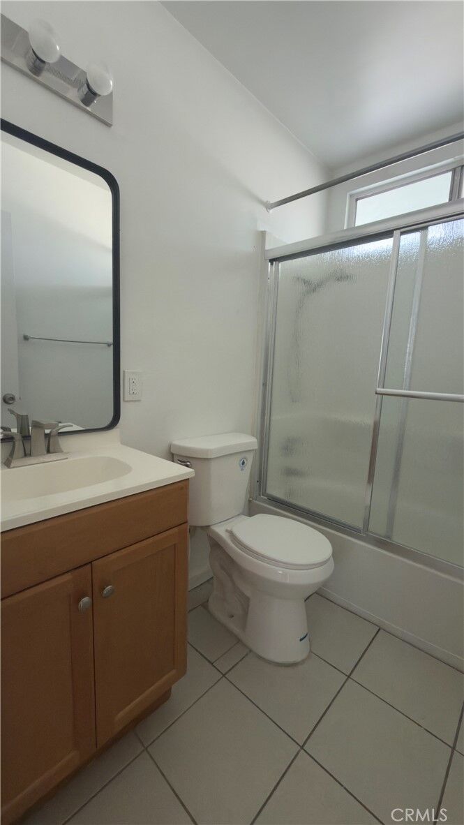 Property Photo:  622 N Olive A  CA 92805 
