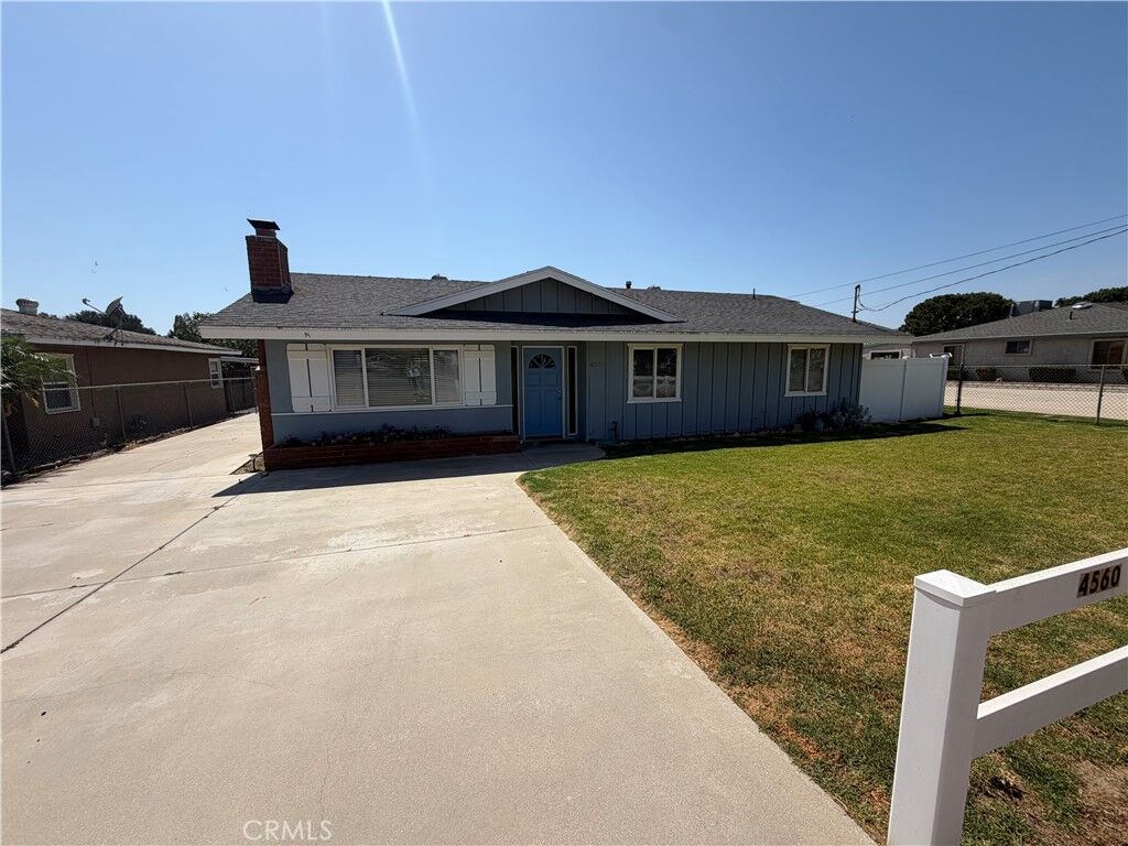 Property Photo: 4560 Center CA 92860