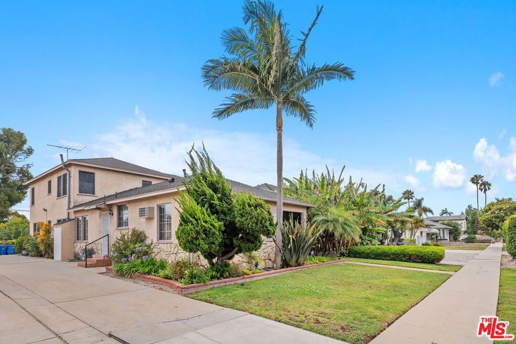 Property Photo: 7024 Kittyhawk Avenue CA 90045
