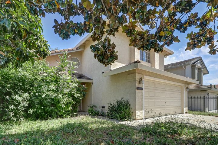 Property Photo: 6871 Carnation Avenue CA 95822