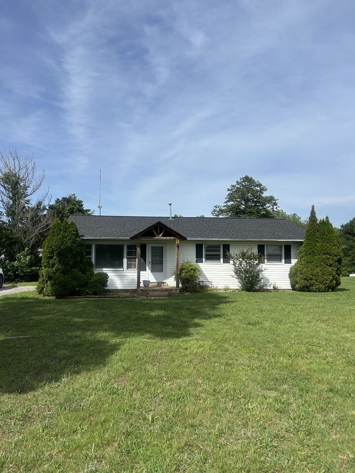 Property Photo:  500 Prosser Rd  TN 38464 