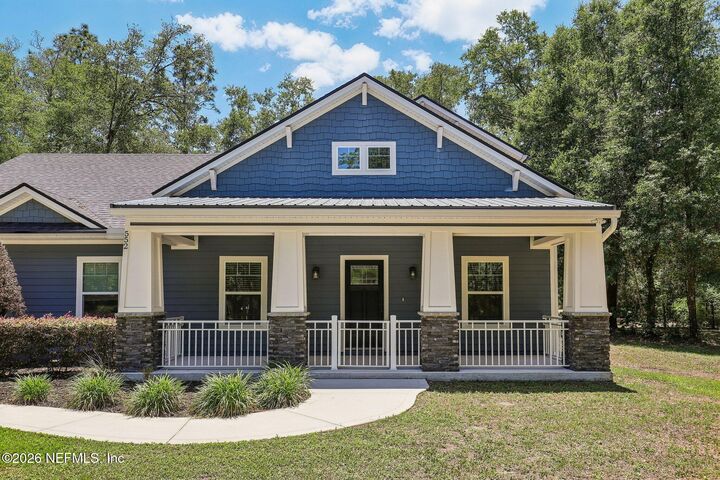 Property Photo: 552 Arthur Moore Drive FL 32043