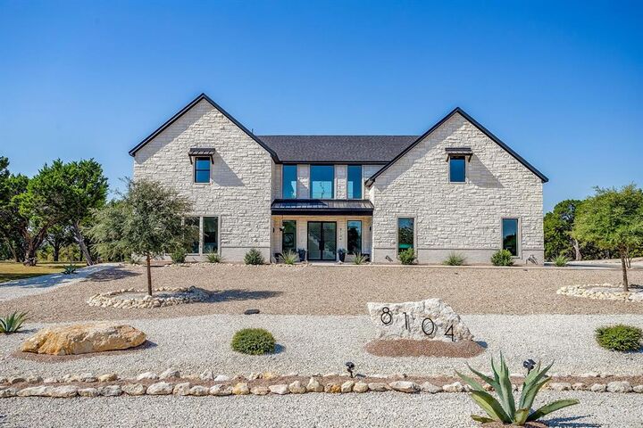 Property Photo:  8104 Leven Links Street  TX 76033 