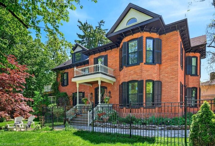 Property Photo:  123 Main Street W  ON L3M 1R9 
