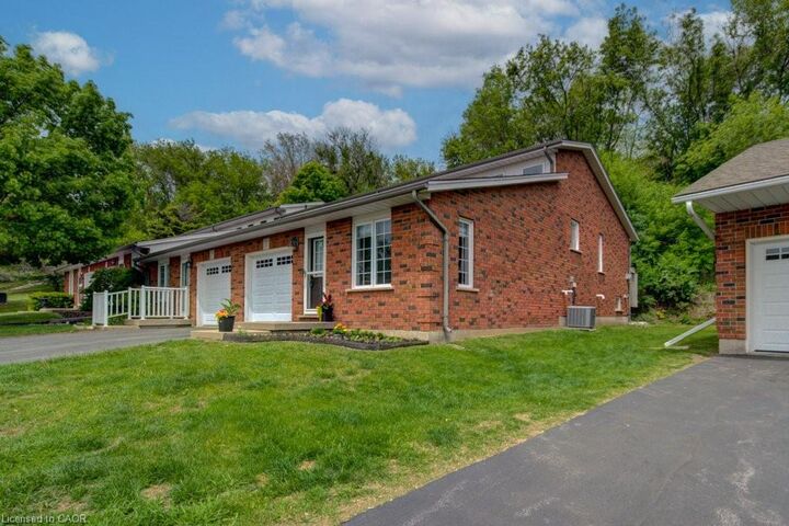 Property Photo: 58D Harris Avenue ON N3R 2E9