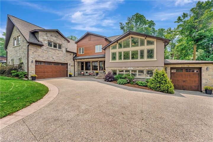 Property Photo: 11 Maple Hill Drive ON N2M 2R7