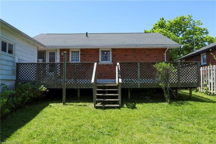 Property Photo: 15 Richard Avenue ON N3Y 3J1