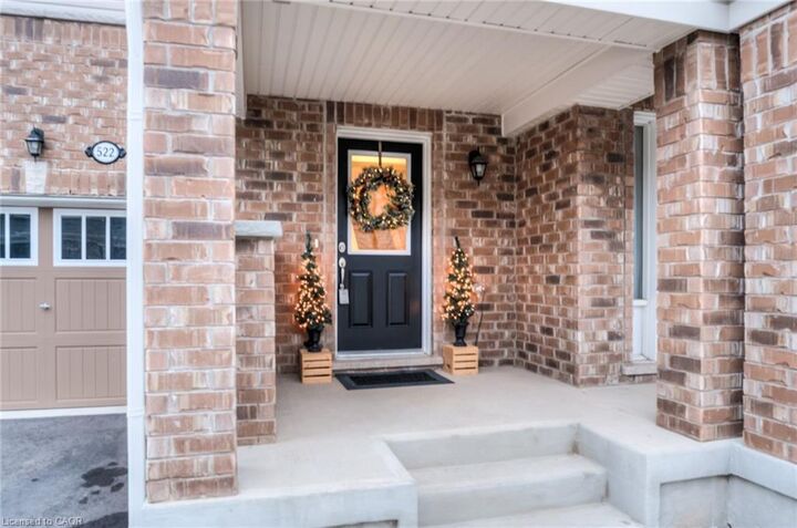 Property Photo:  522 Goldenrod Lane  ON N2R 0L7 