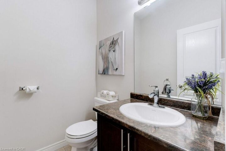 Property Photo:  85 Showcase Drive Main  ON L0R 1P0 