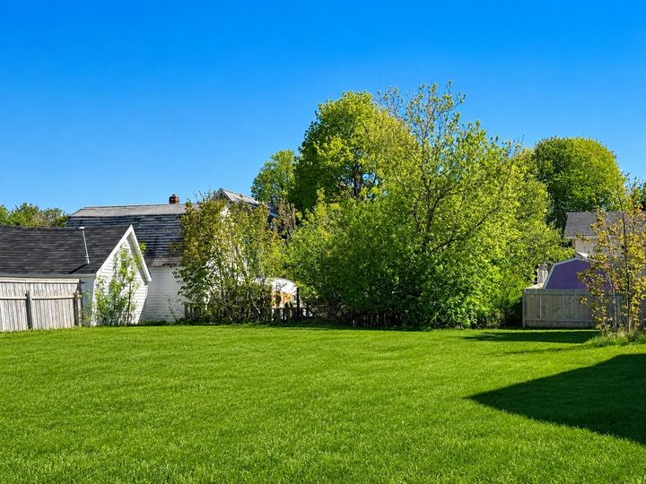 Property Photo:  164 Carvell Street  PE C1N 4Z5 