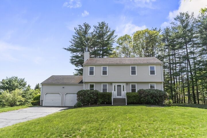 Property Photo:  9 Northbriar Road  MA 01720 