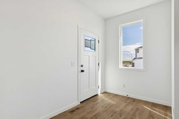 Property Photo: 93 Bartlett Way SE AB T3S 0Y1
