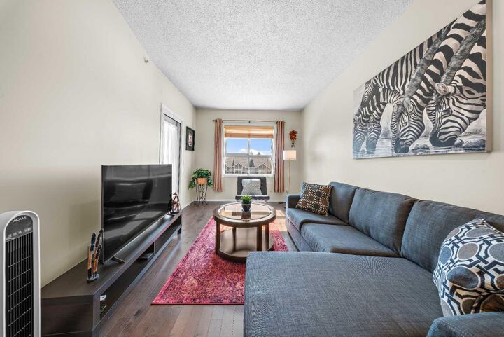 Property Photo: 73 Erin Woods Court SE 3206 AB T2B 3V2