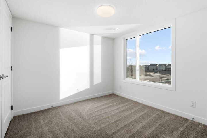 Property Photo: 25 Wildwoods Court SW 1416 AB T4B 5V8