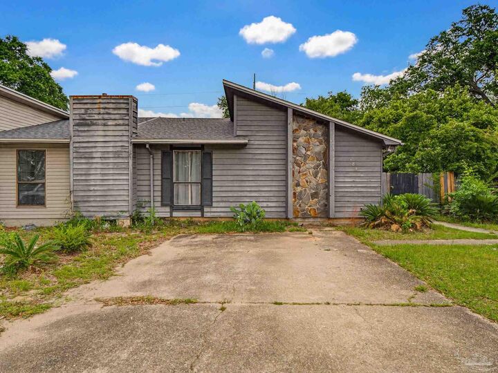 Property Photo:  1838 San Dollar Cir  FL 32504 