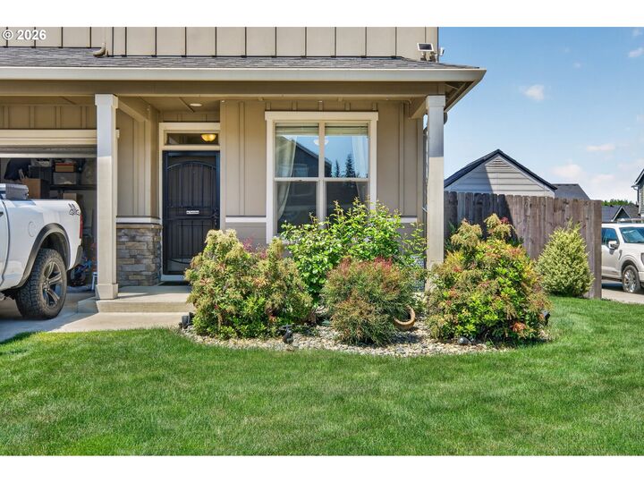 Property Photo: 16716 NE 95th St WA 98682