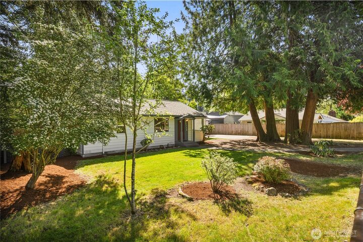 Property Photo: 13718 27th Ave NE WA 98125