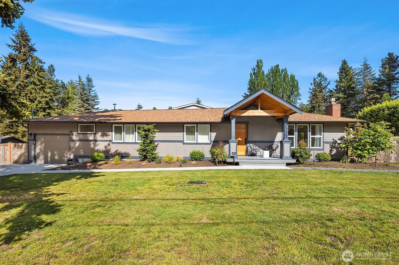 Property Photo:  20323  81st Avenue W  WA 98026 