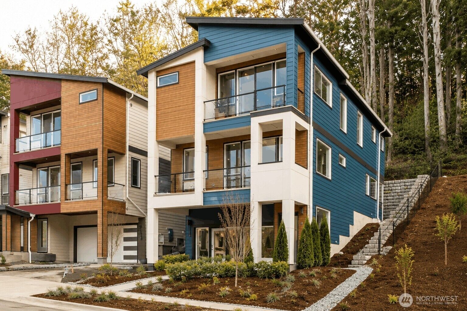 Property Photo:  4004  Aberdeen Way NE  WA 98056 