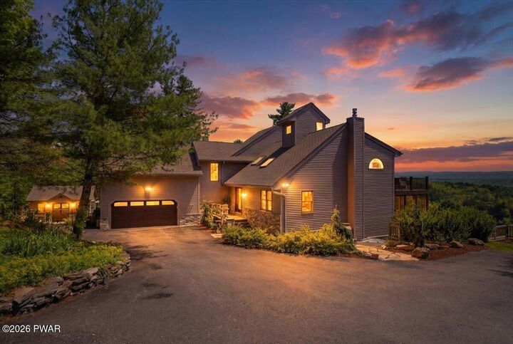 Property Photo:  122 Tower Drive  PA 18337 