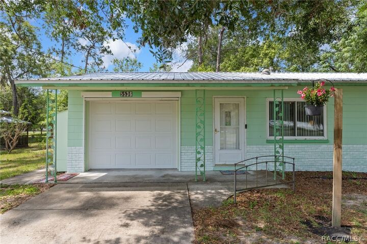 Property Photo:  5568 E Tangelo Lane  FL 34453 