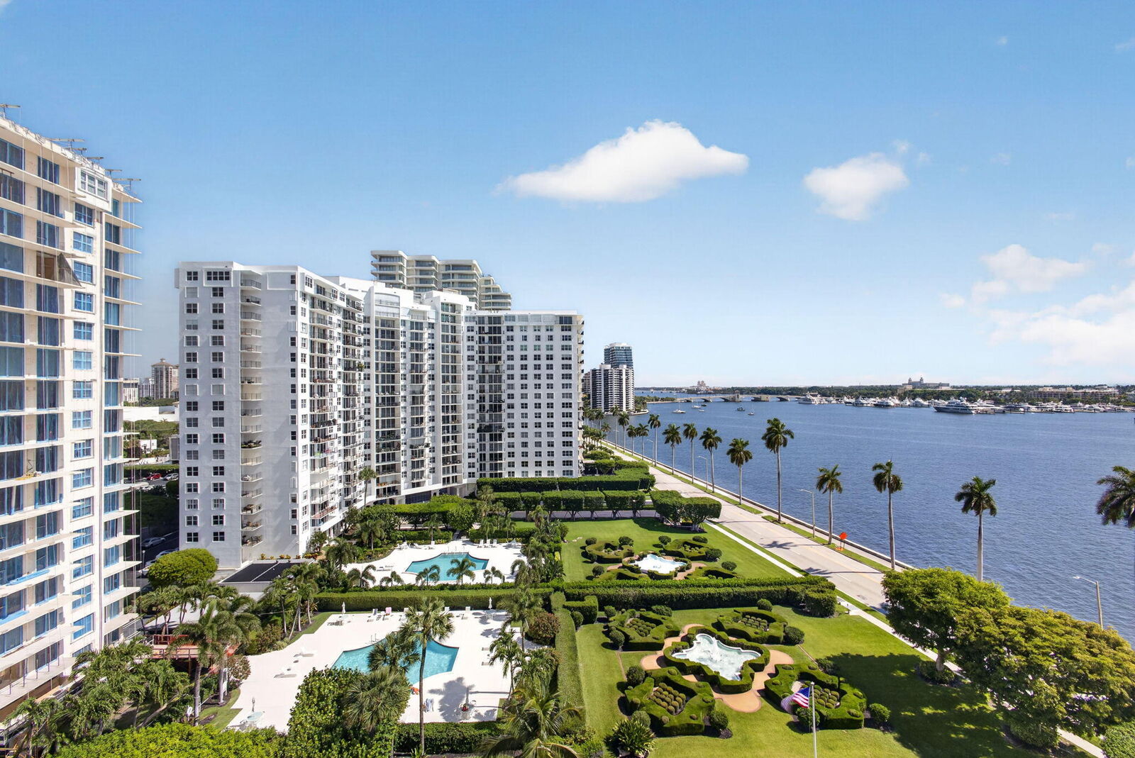Property Photo: 1801 S Flagler Drive 1104 FL 33401