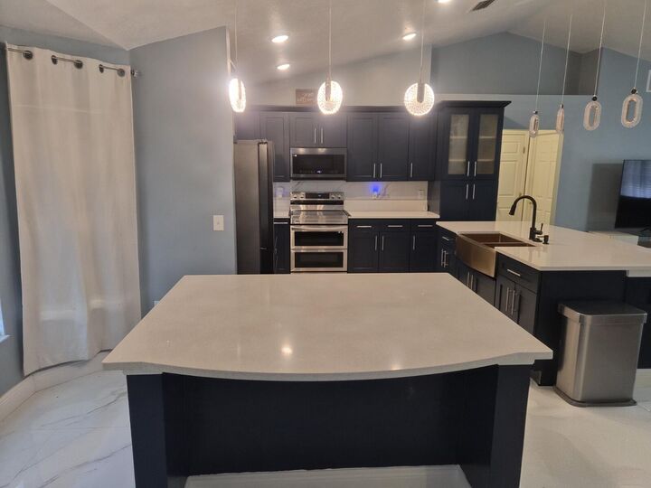 Property Photo: 701 SW Sarazen Avenue FL 34953