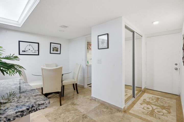 Property Photo:  825 Egret Circle 104  FL 33444 