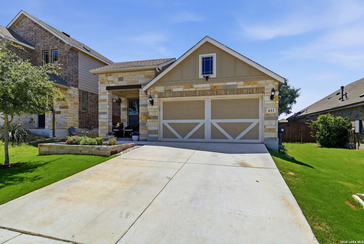 Property Photo:  633 Jaboncillo  TX 78132 