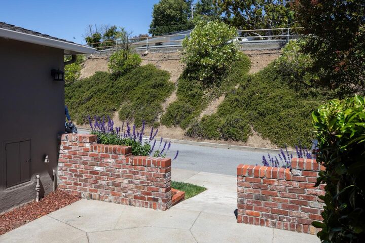Property Photo:  1029 Lupin (Lower) Way  CA 94070 