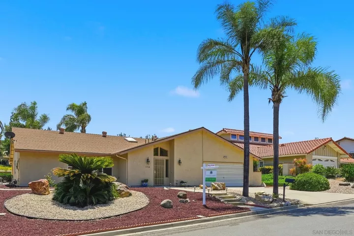 Property Photo: 17739 Saint Andrews Dr CA 92064