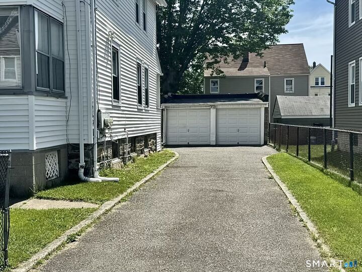 Property Photo: 119 Chelsea Street CT 06615