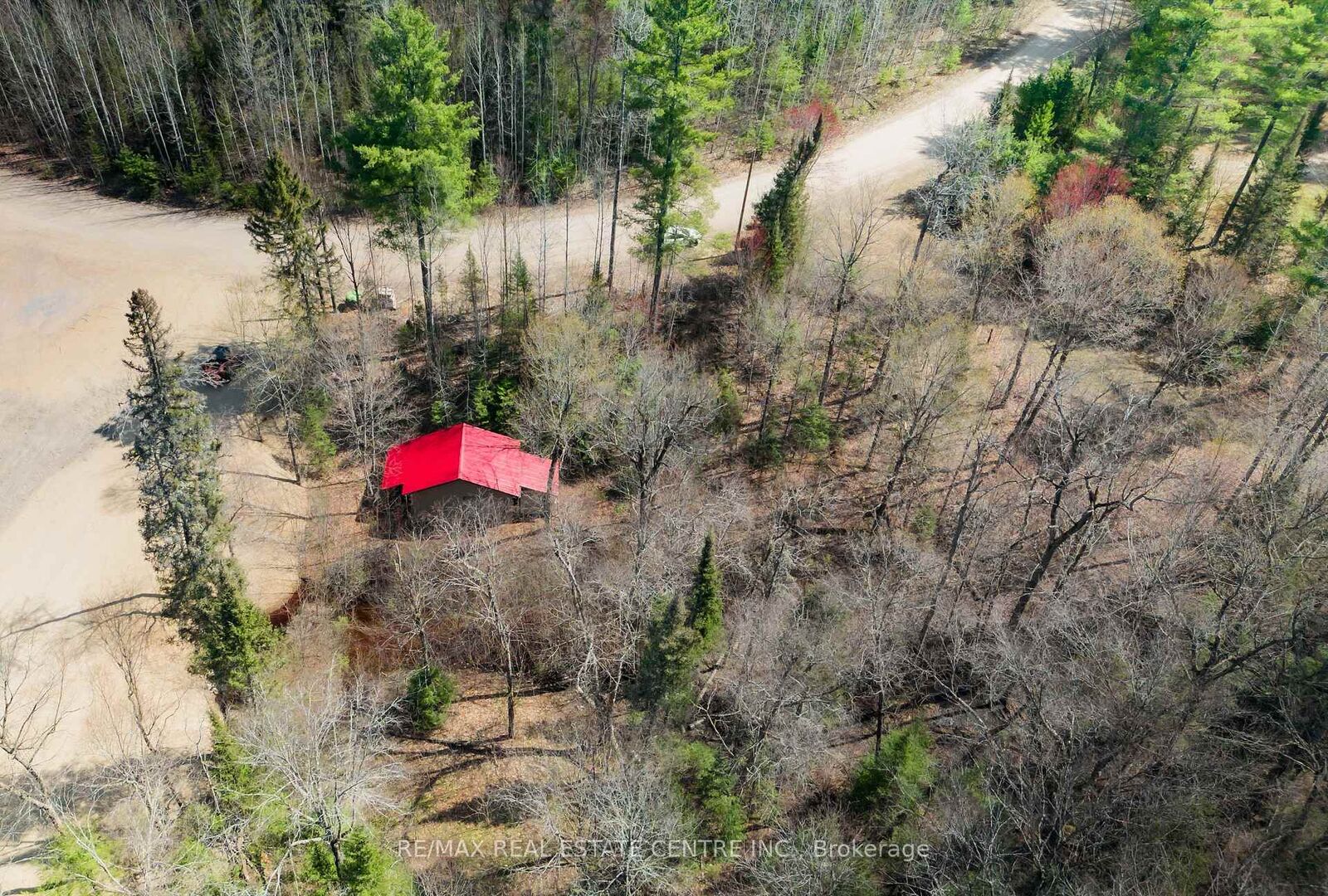 Property Photo:  34 Laurentian Crescent  ON P0H 1V0 