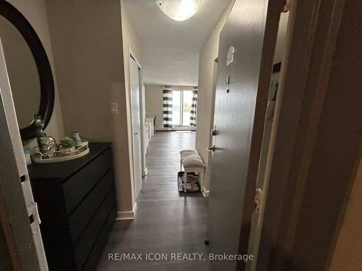Property Photo: 573 Mornington Avenue 810 ON N5Y 4T9