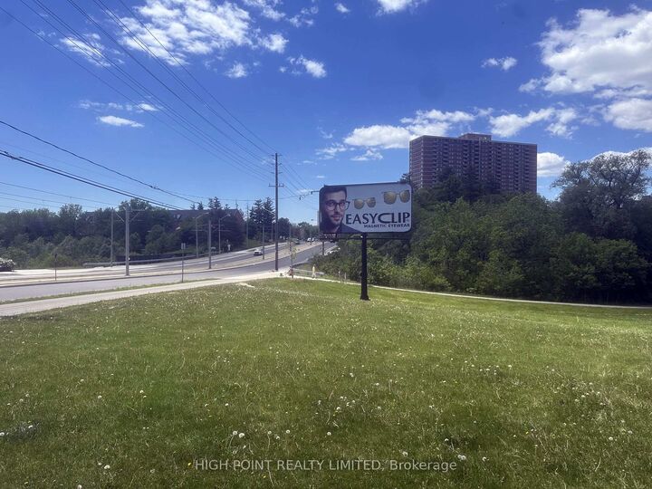 Property Photo:  1600 Finch Avenue W  ON M3J 1V3 