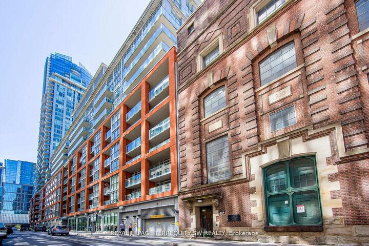 21 Nelson Street 302 — photo 1