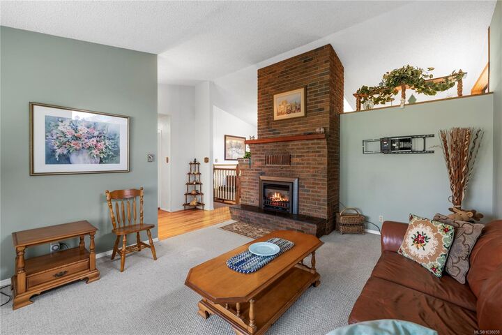 Property Photo: 1680 Gerald St BC V9P 9C7