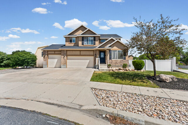 Property Photo:  5666 N Iris Ct  UT 84074 