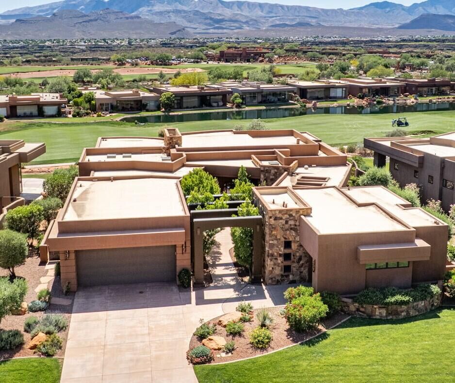 Property Photo:  2331 W Entrada Trail 61  UT 84770 