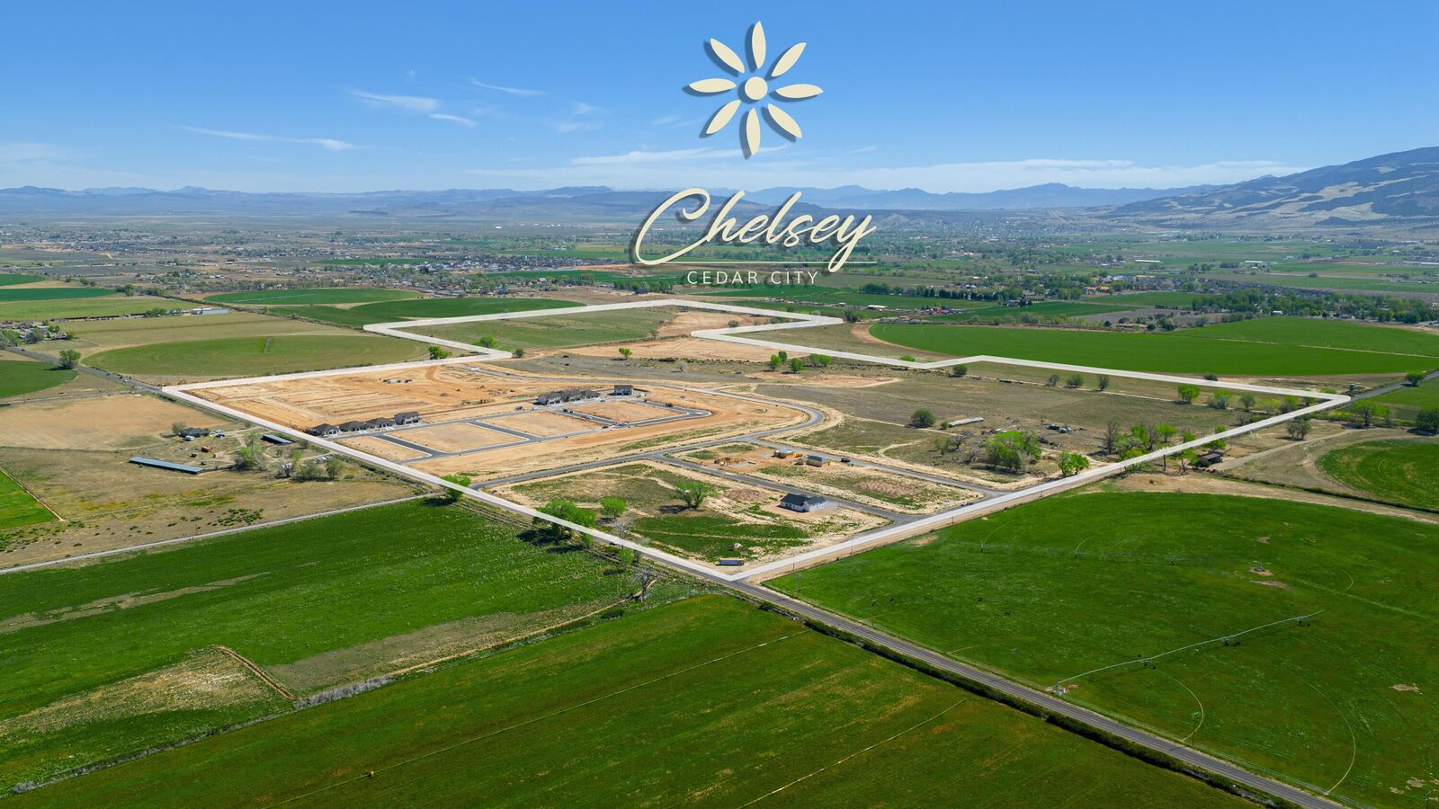 Property Photo: 2568 N Chelsey Parkway 38 UT 84721