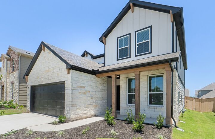 Property Photo: 220 Daniels Dusty Trail TX 78626