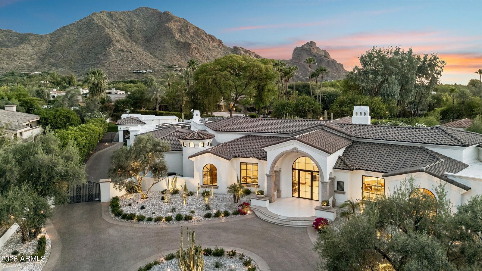 Property Photo:  6001 E Naumann Drive  AZ 85253 