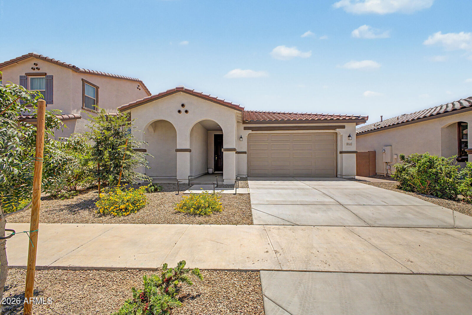 Property Photo: 21157 E Canary Way AZ 85142
